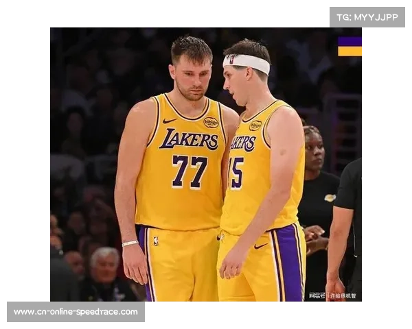 东契奇助攻艾顿空接，湖人团队配合流畅